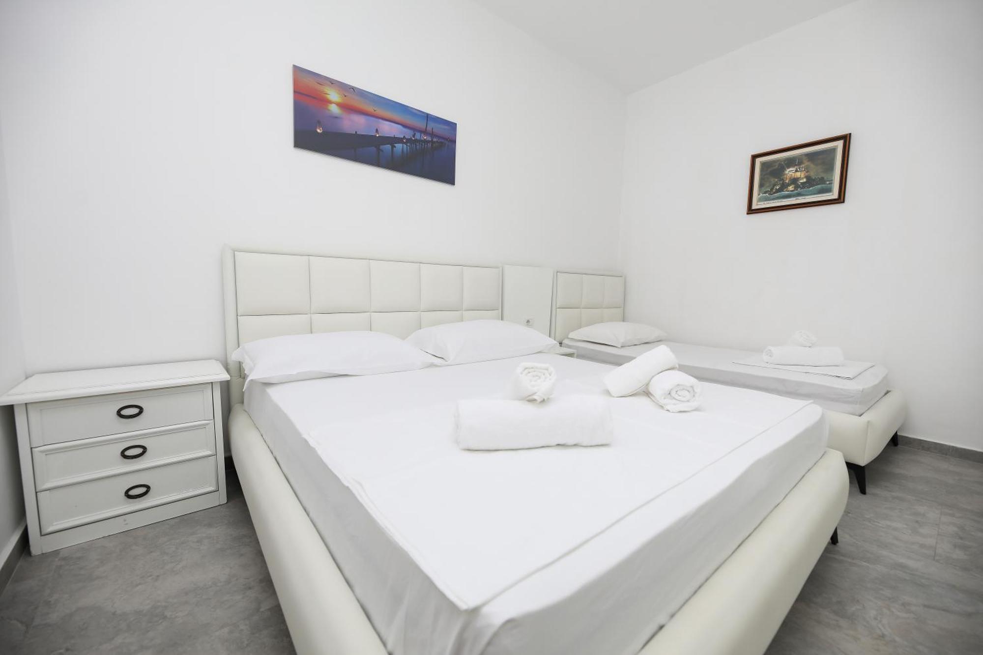 Jimi Apartments Vlorë エクステリア 写真